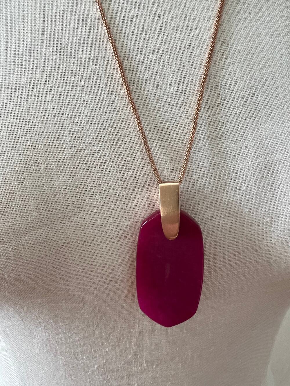 Kendra Scott Inez Long Pendant Necklace Rose Gold Maroon Jade